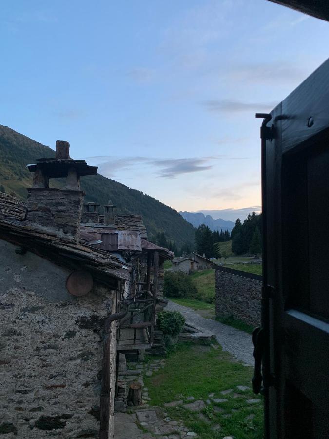 Baita Mirellina - Case Di Viso Ponte Di Legno Eksteriør billede